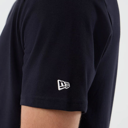 The Male model is wearing Chicago Bulls NBA Back To School Navy T-Shirt  4