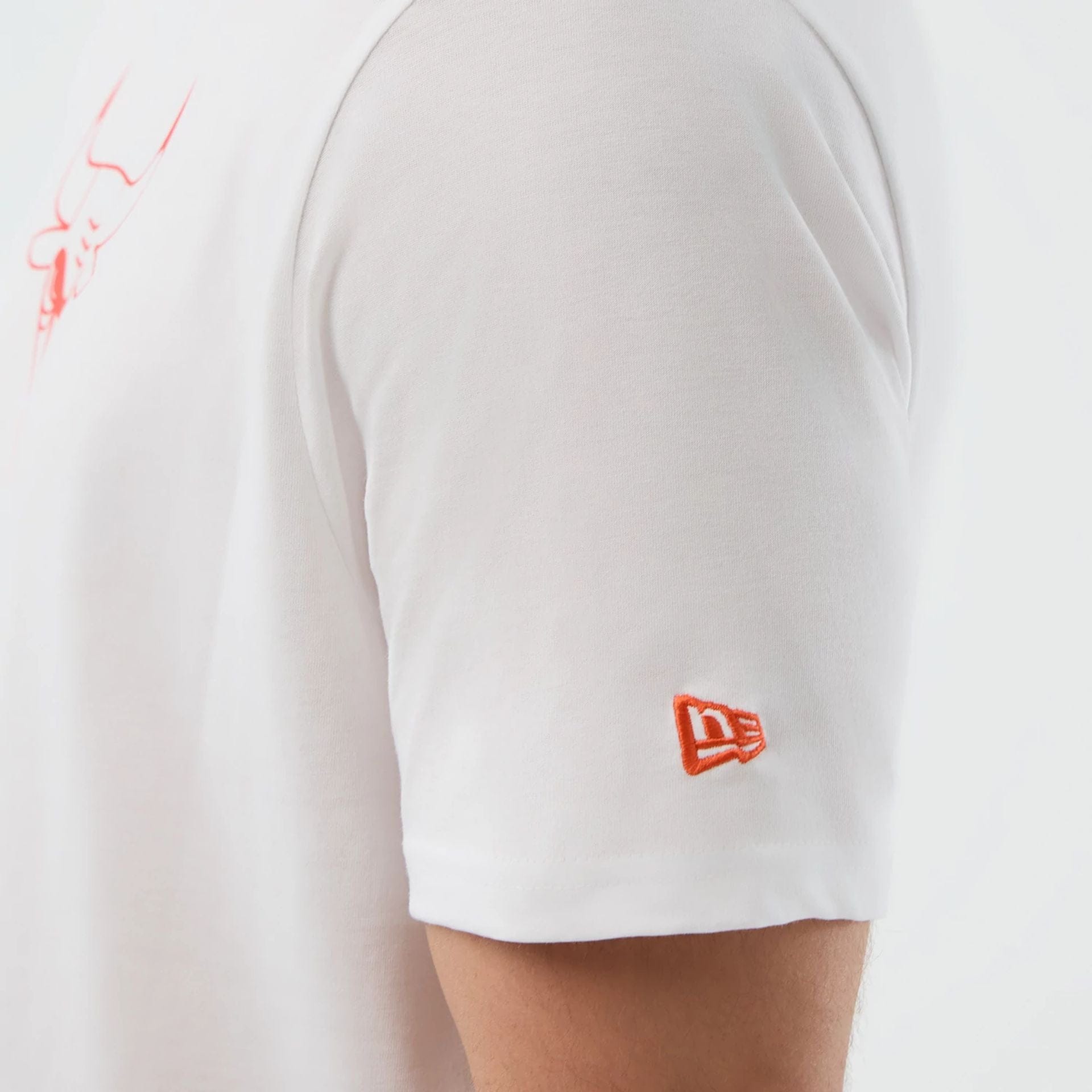 The Male model is wearing Chicago Bulls NBA Back To School White T-Shirt  5