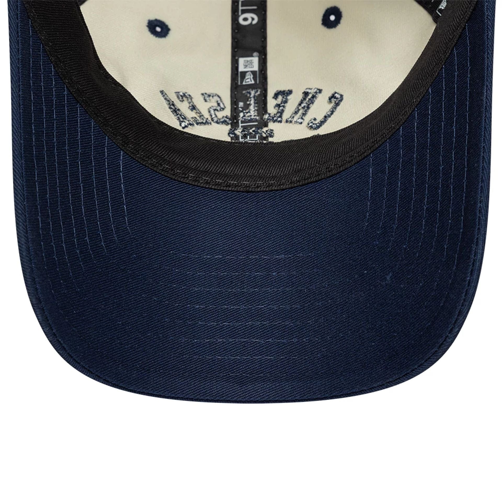 This is a Chelsea FC Lion Crest College Light Beige 9TWENTY Adjustable Cap 7