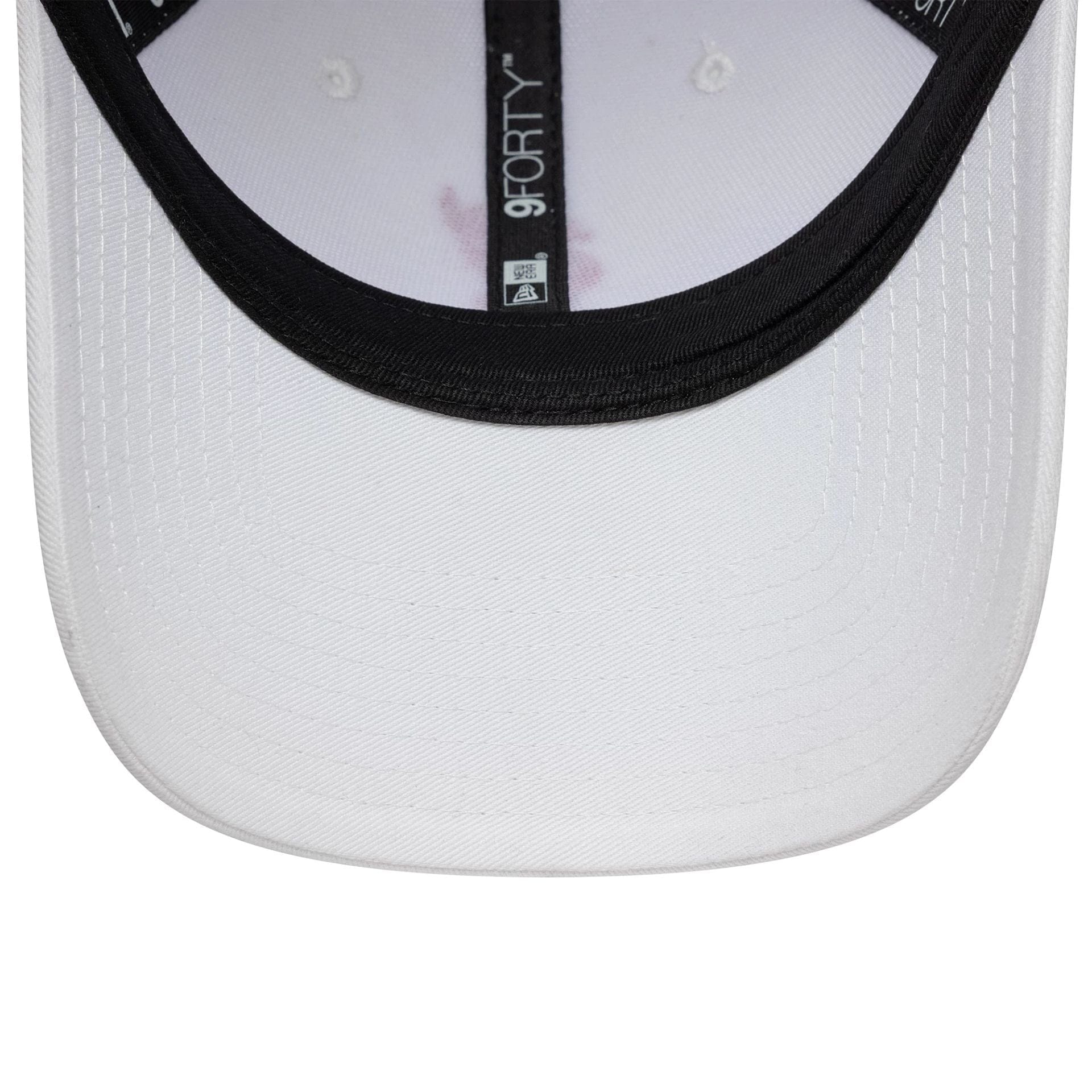 Pictured is this Core Liverpool FC 9FORTY cap in white. 5
