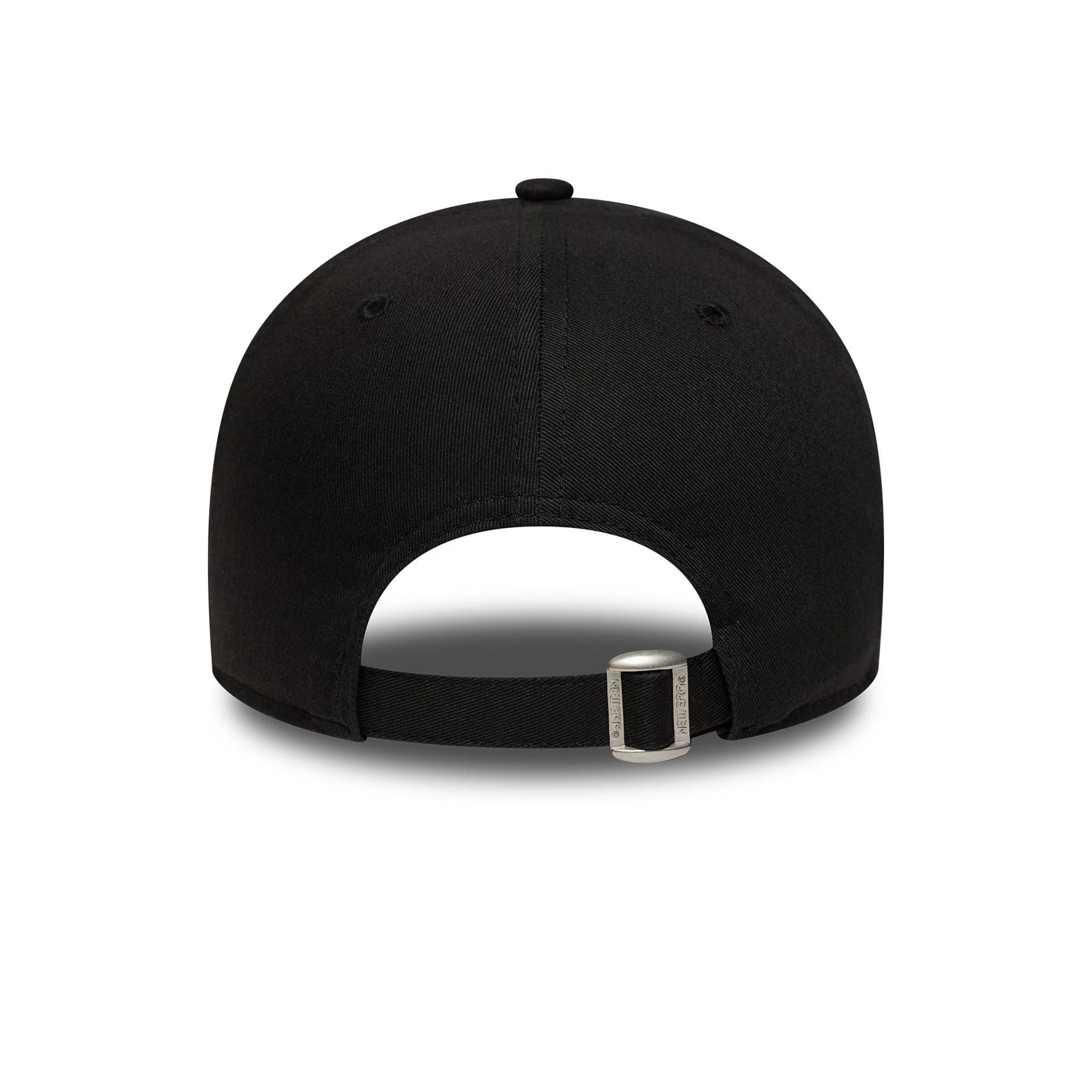 Pictured is this Core Liverpool FC 9FORTY cap in black. 4