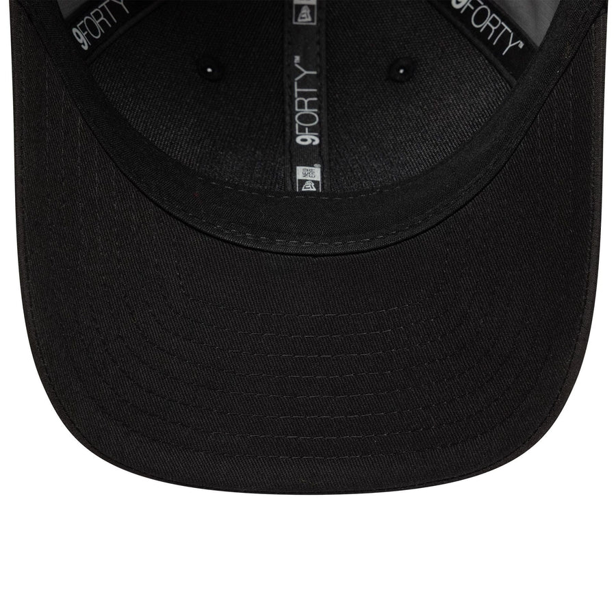 This is a Liverpool FC Ripstop Black 9FORTY M-Crown Adjustable Cap 5