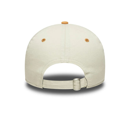 This is a Liverpool FC Contrast Light Beige 9TWENTY Adjustable Cap 5