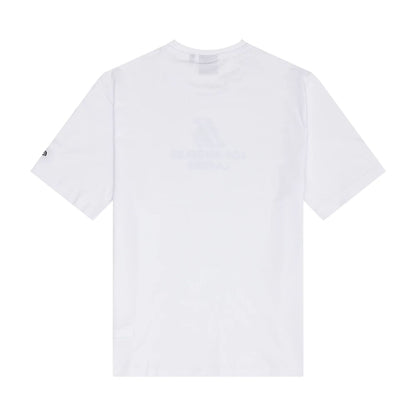 The Male model is wearing LA Lakers NBA Outline Graphic White T-Shirt 2