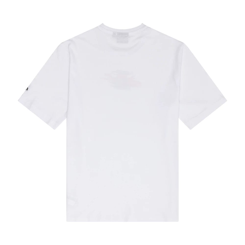 The Male model is wearing Chicago Bulls NBA Paint Graphic White T-Shirt 2