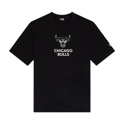 The Male model is wearing Chicago Bulls NBA Outline Graphic Black T-Shirt 1