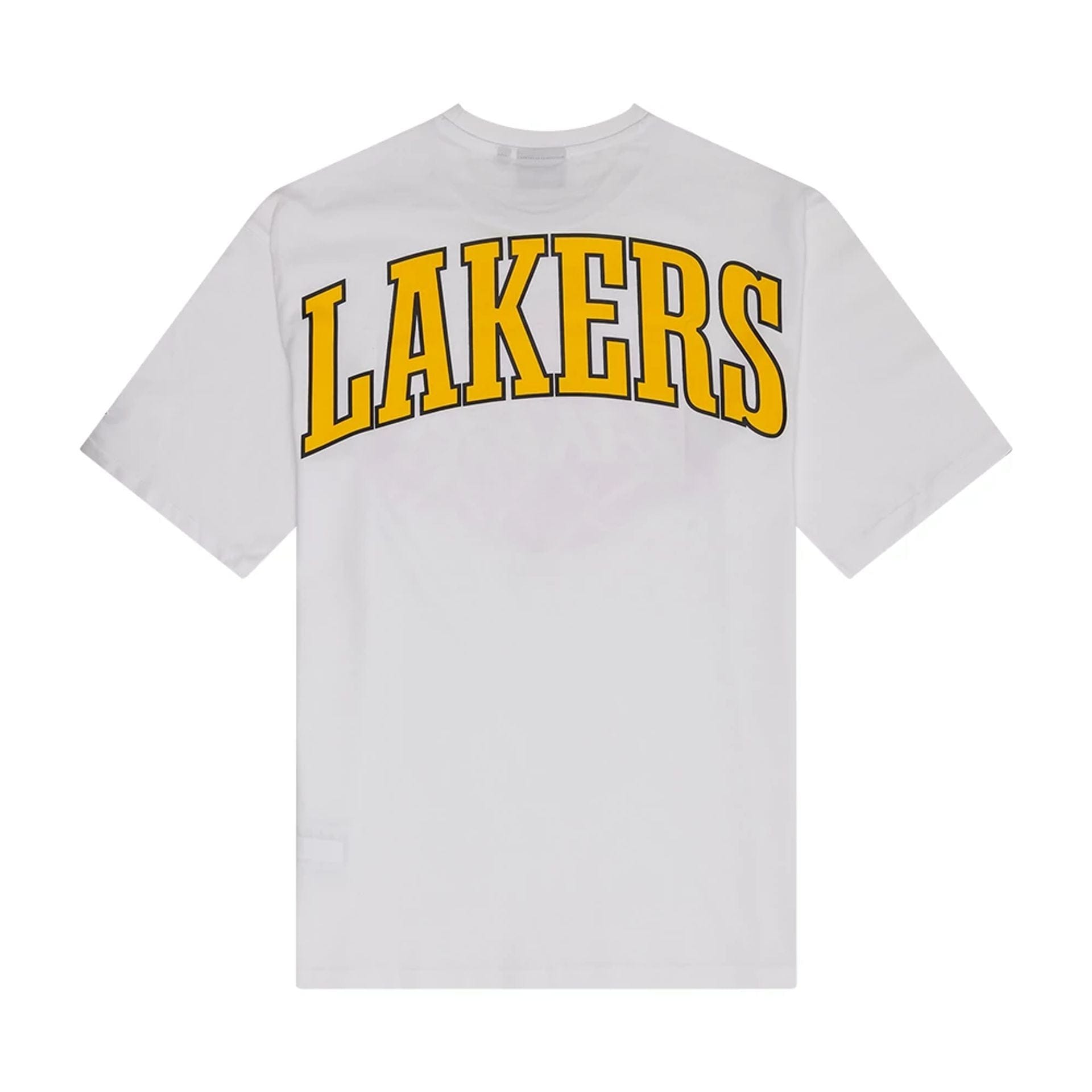 The Male model is wearing LA Lakers NBA Arch Graphic White Oversized T-Shirt 2