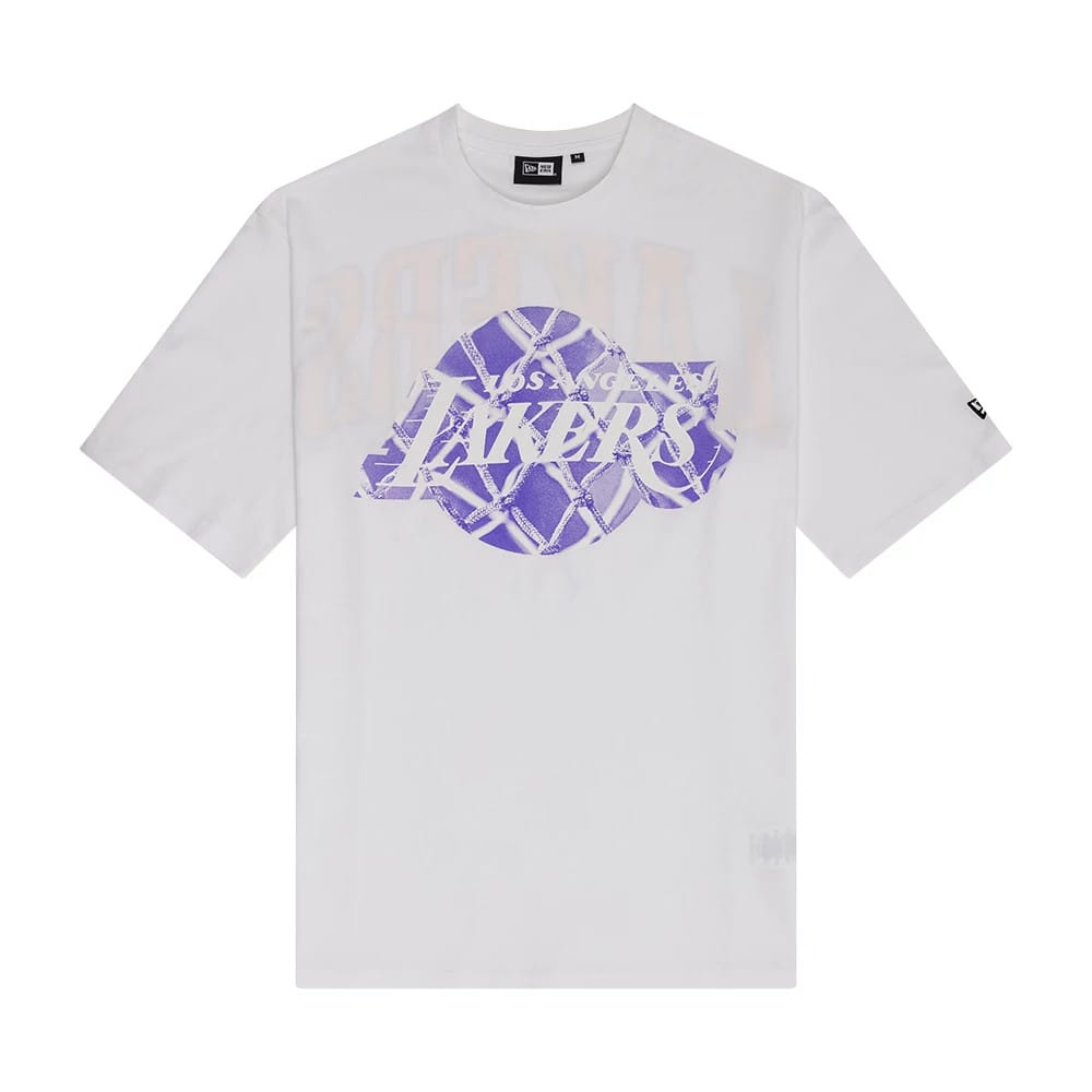 The Male model is wearing LA Lakers NBA Arch Graphic White Oversized T-Shirt 1