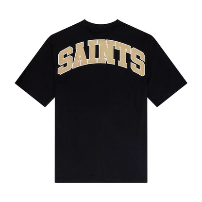 The Male model is wearing New Orleans Saints NFL Arch Graphic Black Oversized T-Shirt 2
