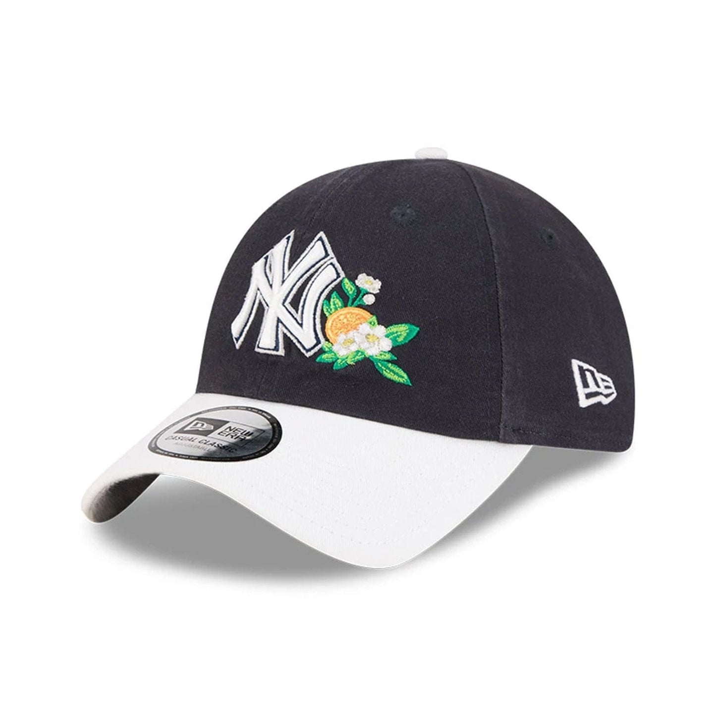 Pictured is this MLB Spring Training 2026 New York Yankees Casual Classic cap in navy. 4