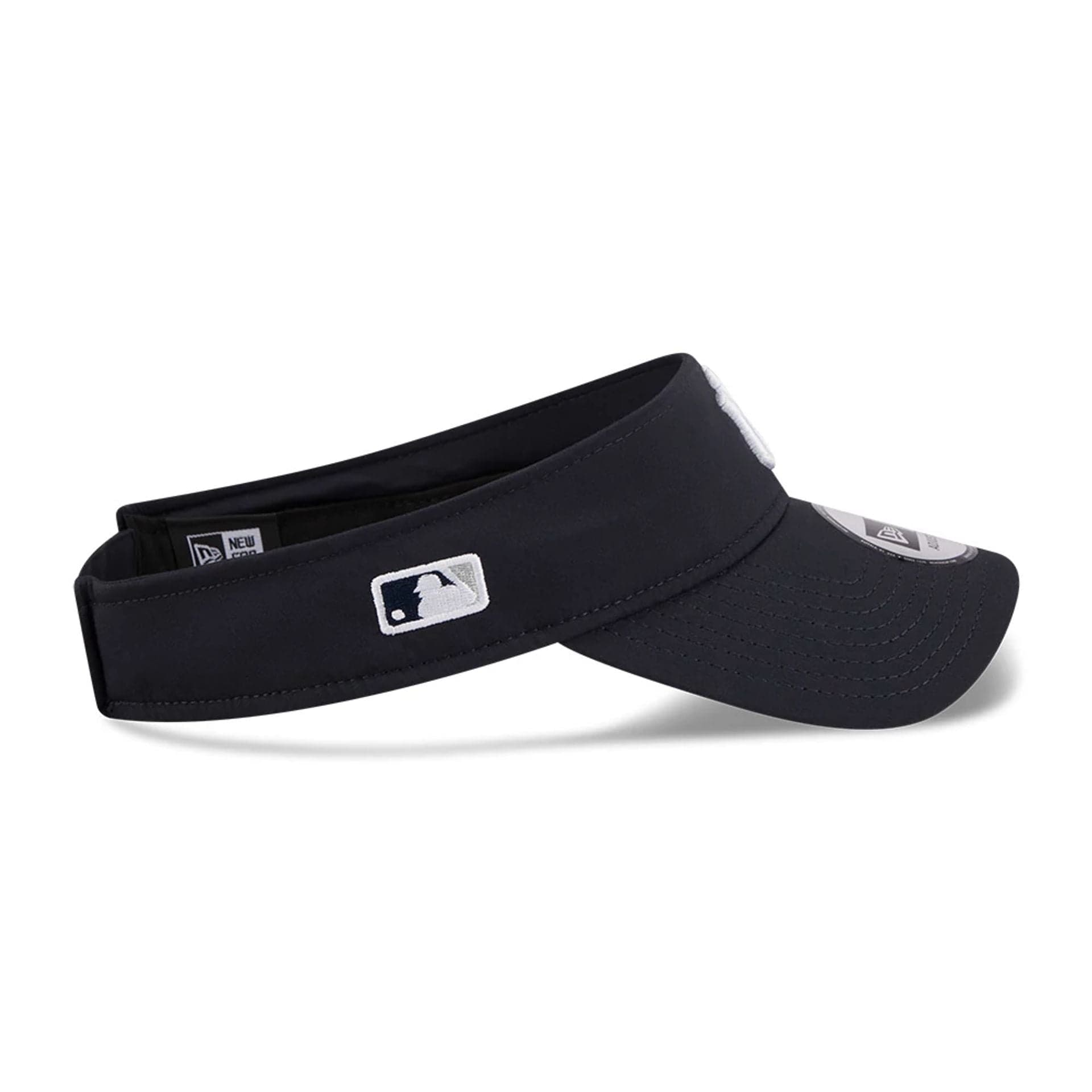 Pictured is this MLB Spring Training 2026 New York Yankees Visor cap in navy. 6