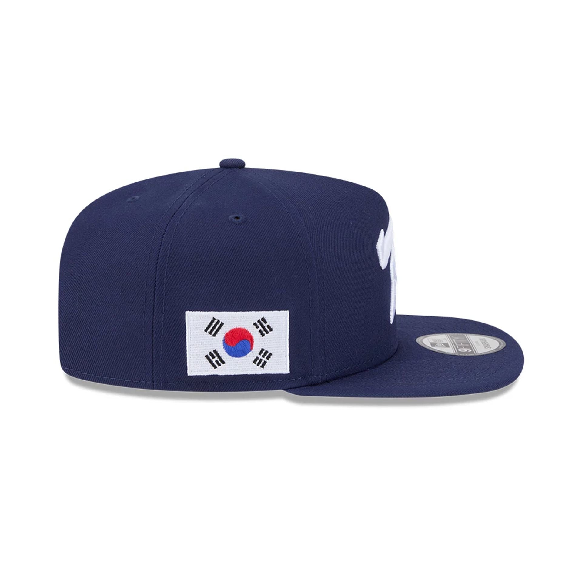 Pictured is this MLB World Baseball Classic 2026 Korea 9FIFTY A-Frame Snapback cap in dark blue. 5