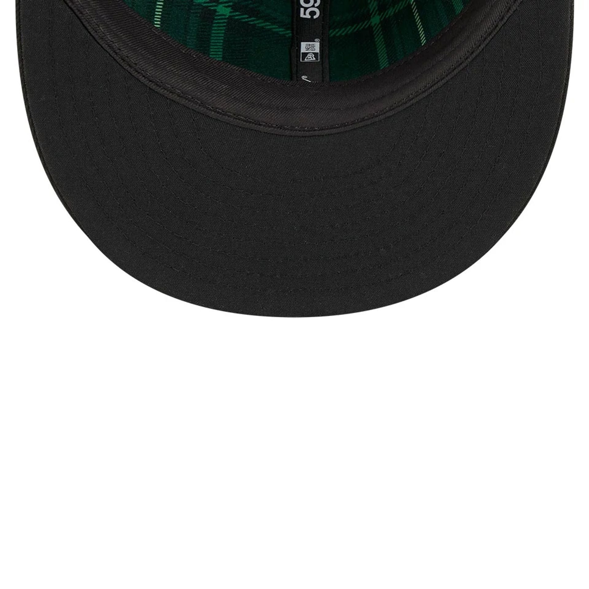 Pictured is this MLB Saint Patrick's Day Chicago White Sox 59FIFTY Fitted cap in black. 7