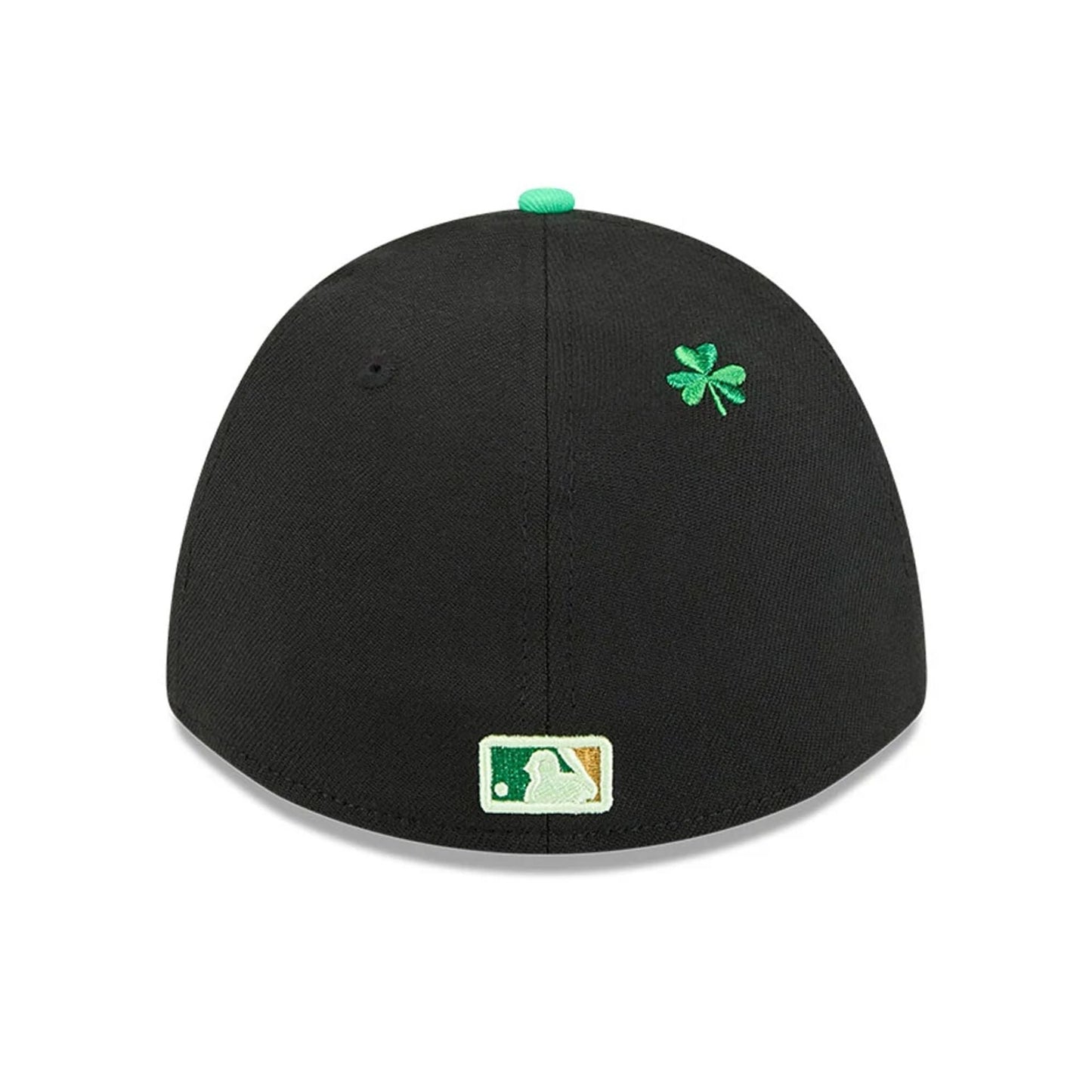 Pictured is this MLB Saint Patrick's Day Detroit Tigers 39THIRTY M-Crown A-Frame Stretch Fit cap in black. 6