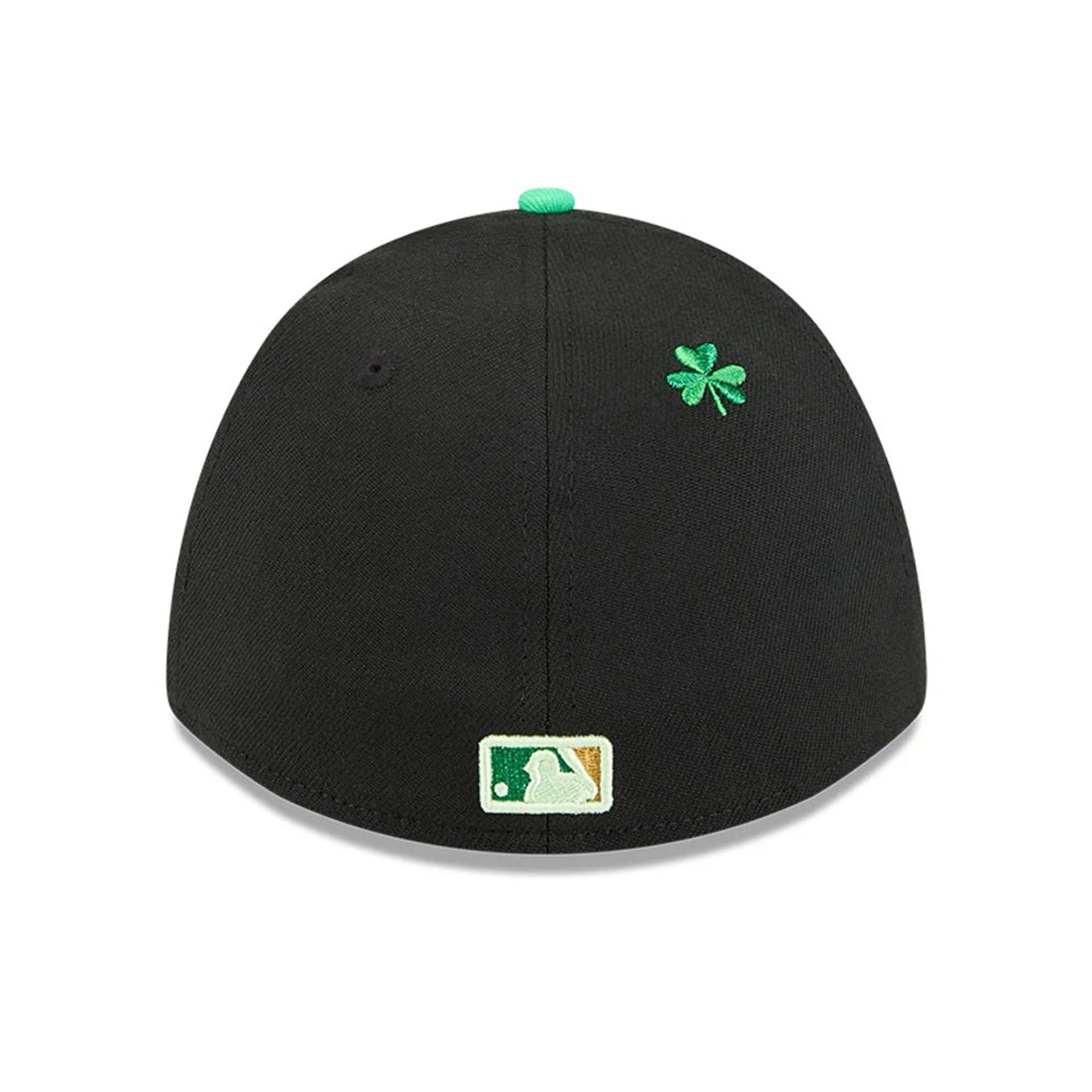 Pictured is this MLB Saint Patrick's Day Philadelphia Phillies 39THIRTY M-Crown A-Frame Stretch Fit cap in black. 6