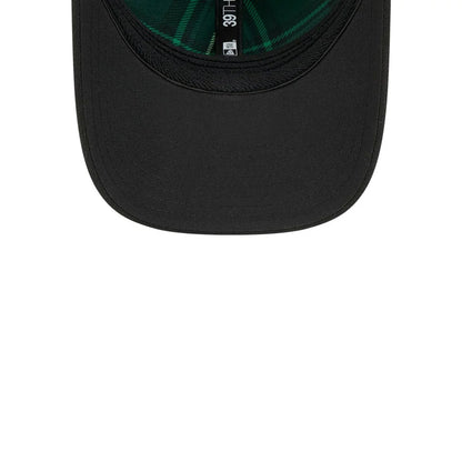 Pictured is this MLB Saint Patrick's Day New York Mets 39THIRTY M-Crown A-Frame Stretch Fit cap in black. 7