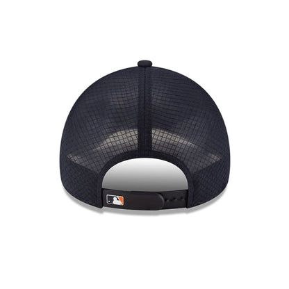 Pictured is this MLB Batting Practice 2026 Detroit Tigers 9FORTY Apex cap in navy. 6