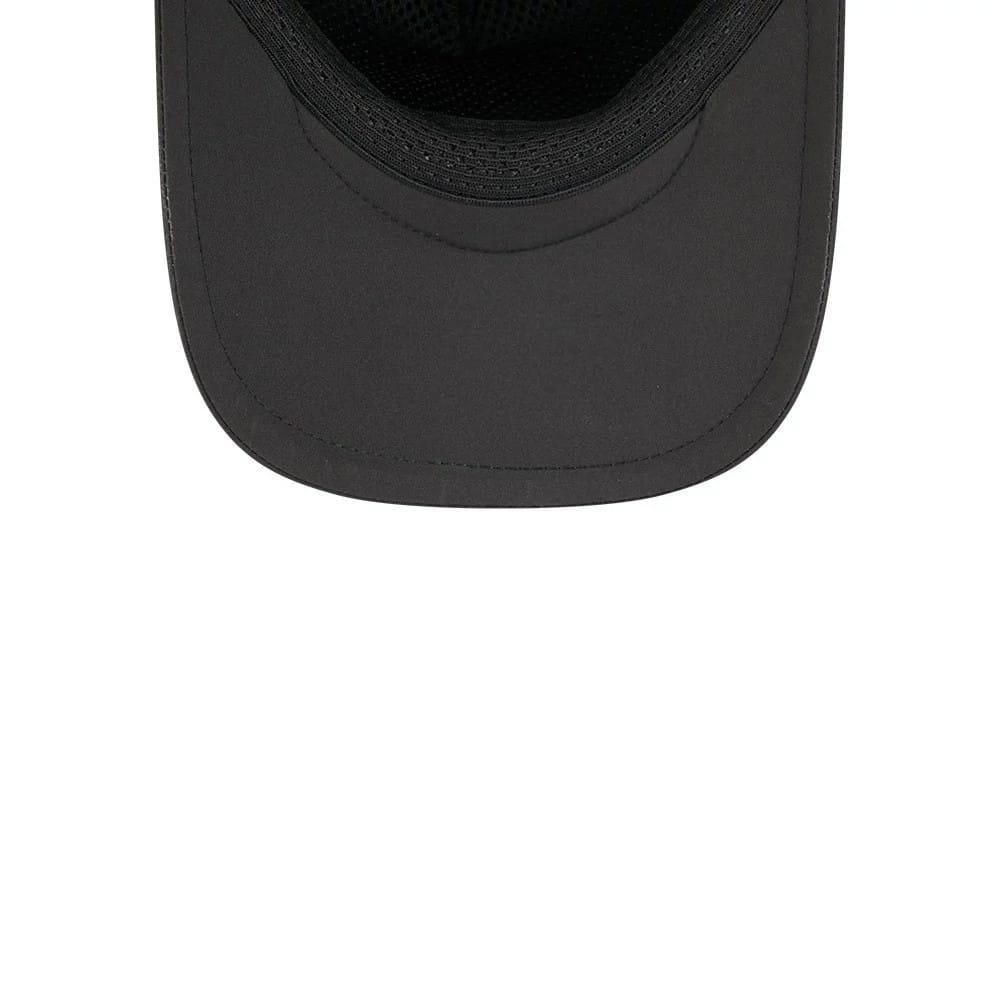 Pictured is this MLB Batting Practice 2026 Chicago White Sox 9FORTY Apex cap in black. 7