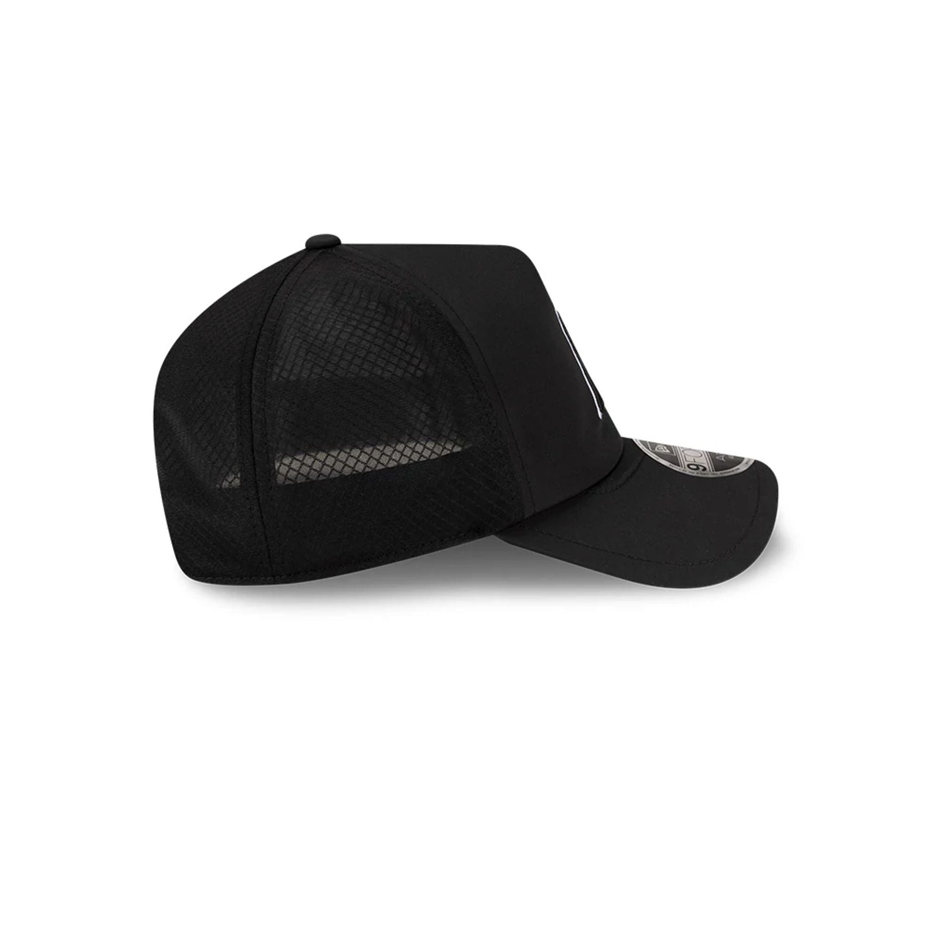 Pictured is this MLB Batting Practice 2026 Arizona Diamondbacks 9FORTY Apex cap in black. 5