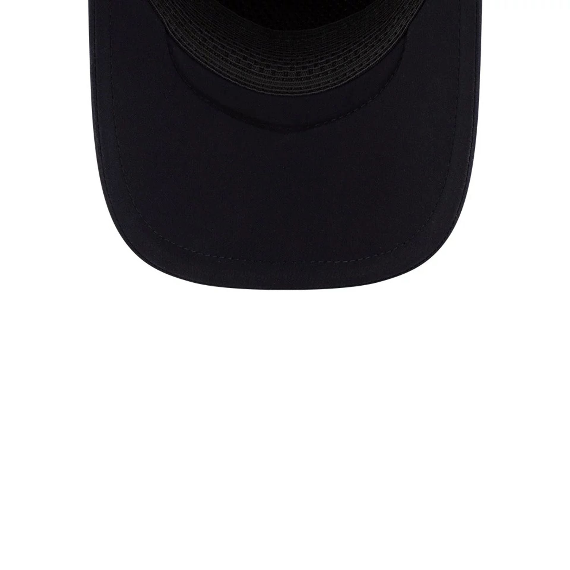 Pictured is this MLB Batting Practice 2026 Atlanta Braves 9FORTY Apex cap in navy. 7