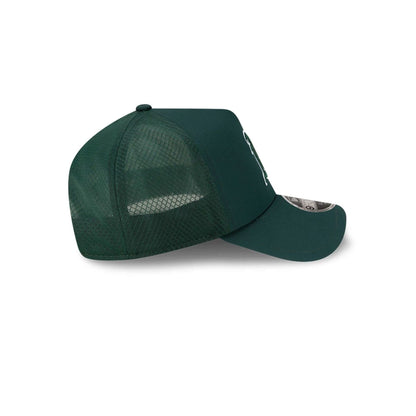 Pictured is this MLB Batting Practice 2026 Athletics 9FORTY Apex cap in dark green. 6