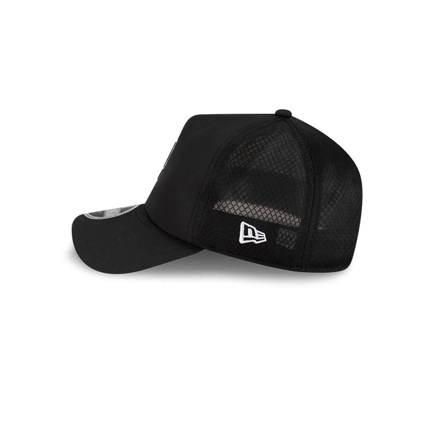 Pictured is this MLB Batting Practice 2026 Pittsburgh Pirates 9FORTY Apex cap in Black. 5