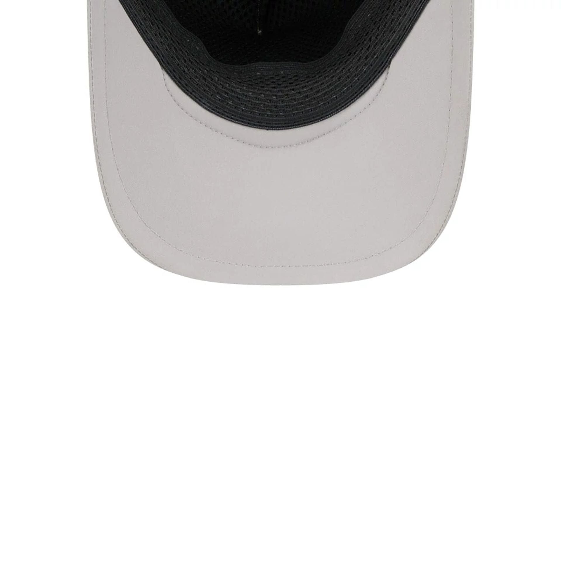 Pictured is this MLB Batting Practice 2026 LA Dodgers 9FORTY Apex cap in grey. 7