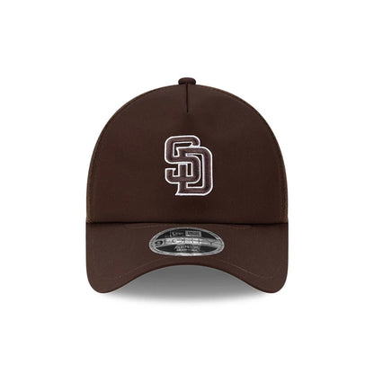 Pictured is this MLB Batting Practice 2026 San Diego Padres 9FORTY Apex cap in dark brown. 2