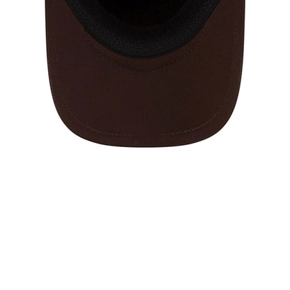 Pictured is this MLB Batting Practice 2026 San Diego Padres 9FORTY Apex cap in dark brown. 7
