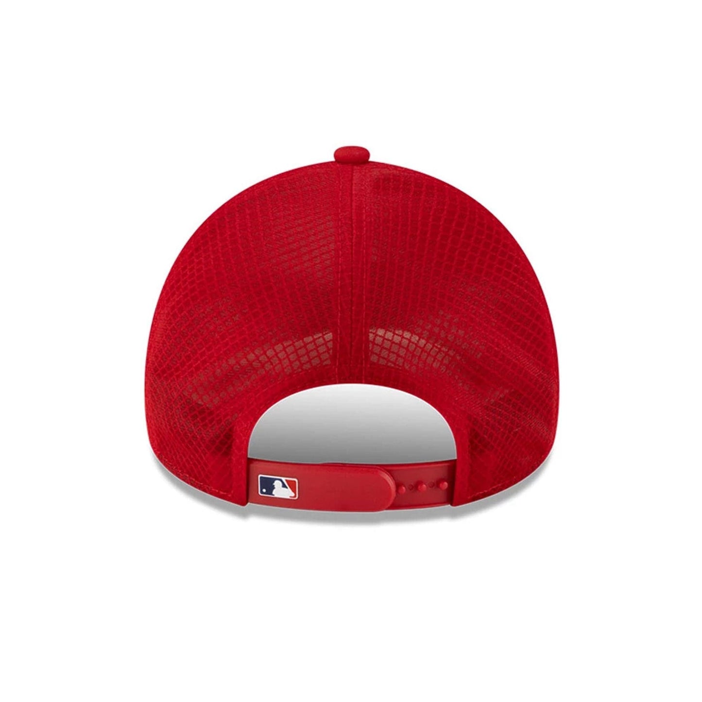 Pictured is this MLB Batting Practice 2026 Philadelphia Phillies 9FORTY Apex cap in red. 4