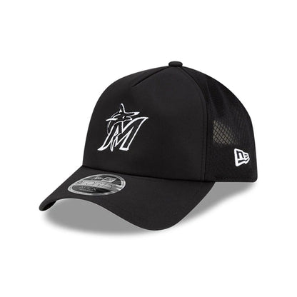 Pictured is this MLB Batting Practice 2026 Miami Marlins 9FORTY Apex cap in black. 1
