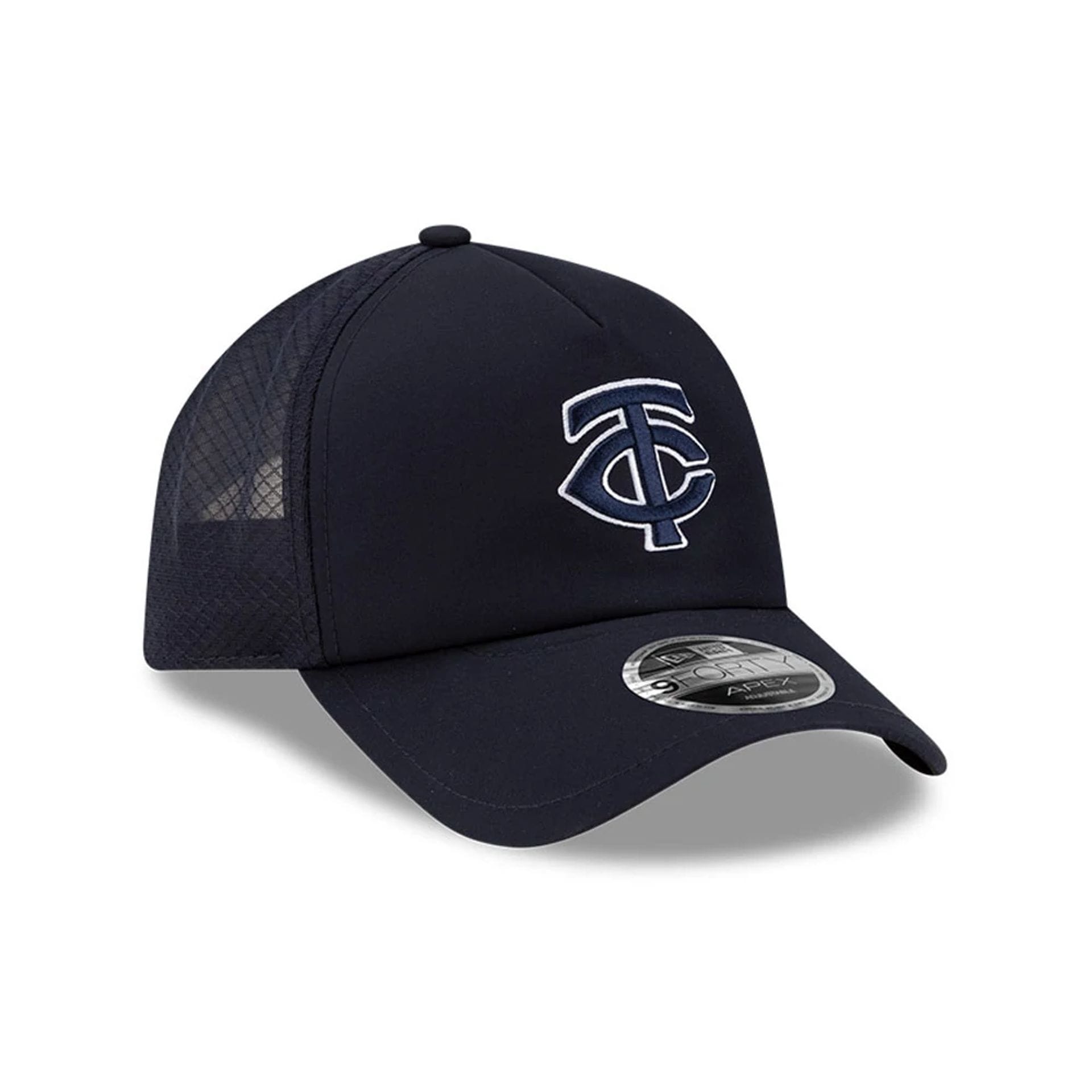Pictured is this MLB Batting Practice 2026 Minnesota Twins 9FORTY Apex cap in navy. 3
