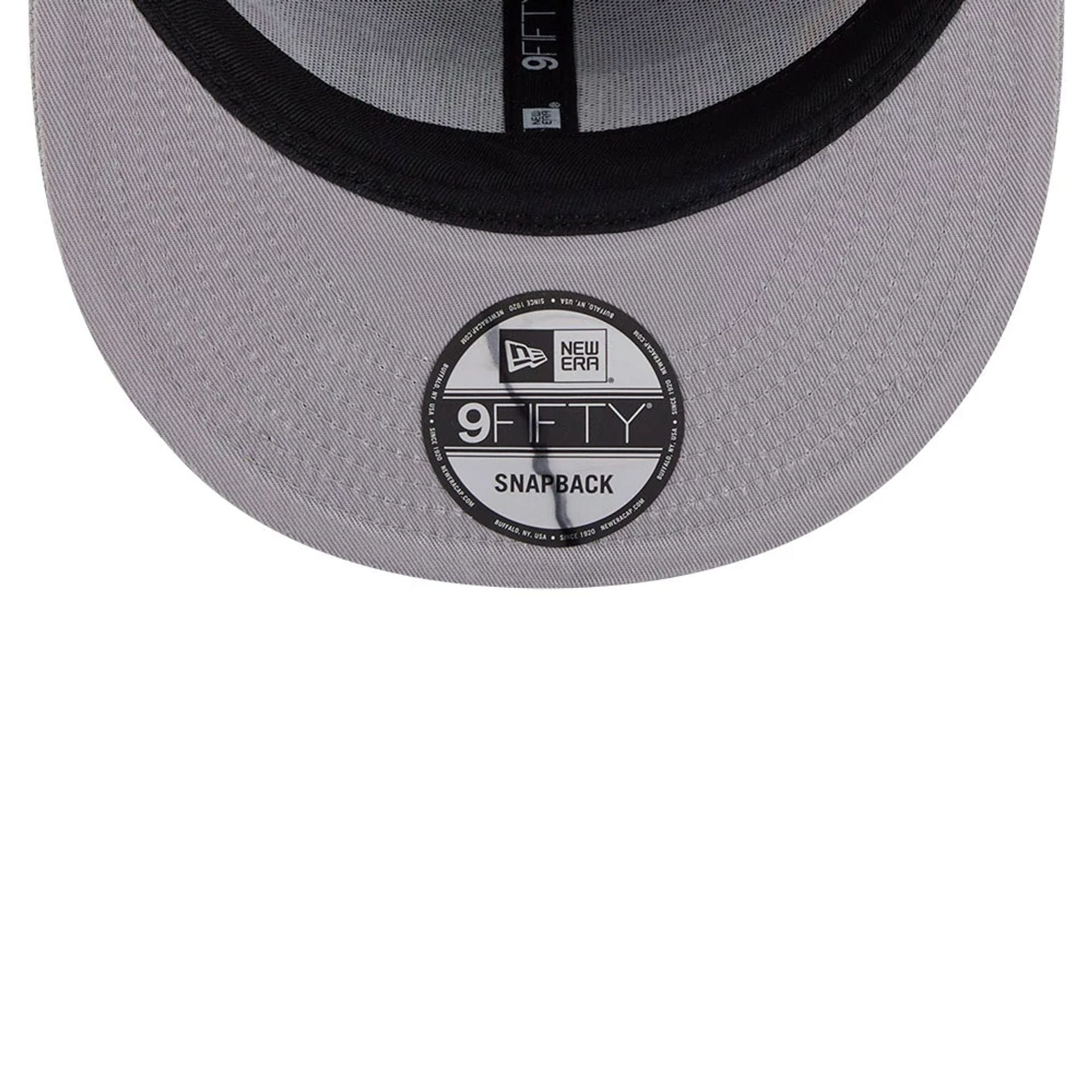 Pictured is this MLB Scattered Grapefruit League Logo 9FIFTY Snapback cap in grey. 7