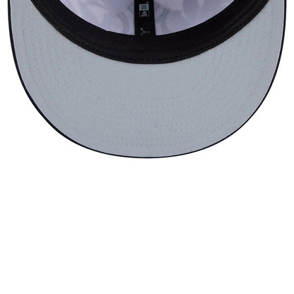 Pictured is this MLB Grow New York Yankees 9FIFTY Snapback cap in navy. 2