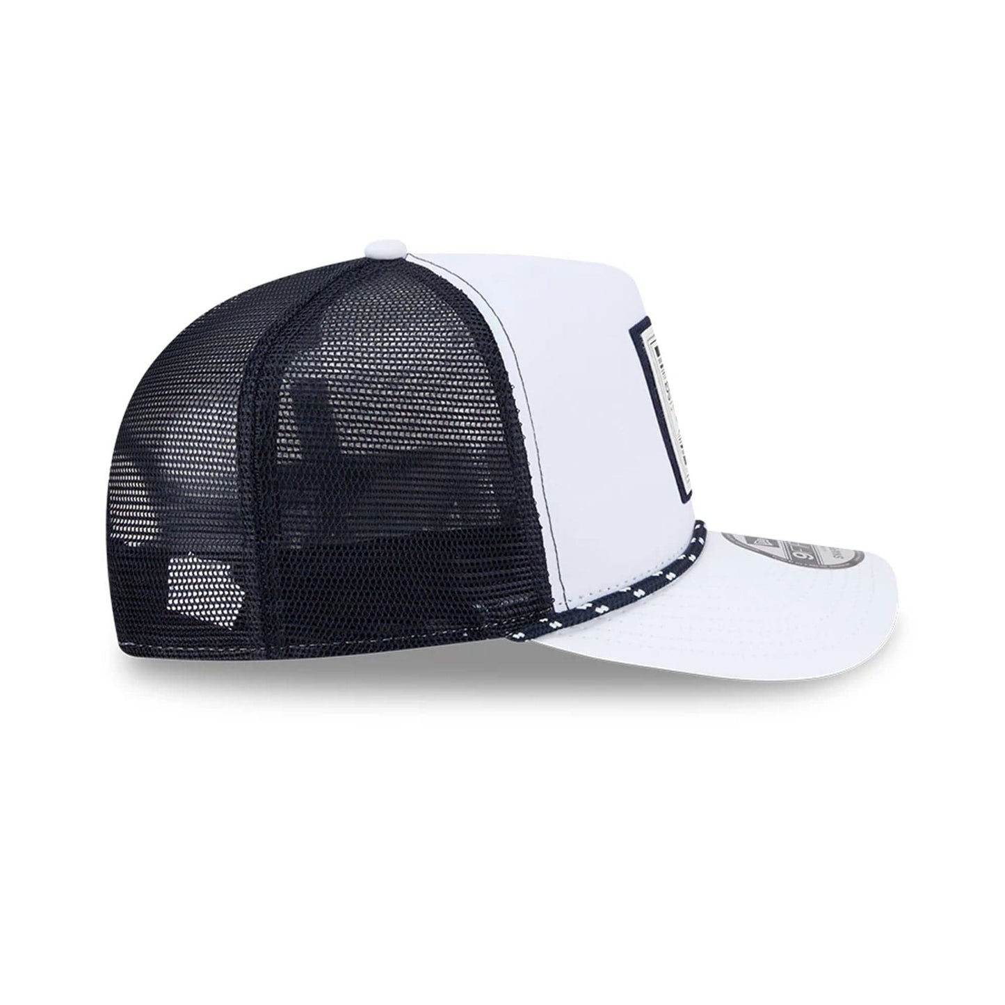 Pictured is this MLB Lines New York Yankees 9FIFTY A-Frame Snapback cap in navy. 6