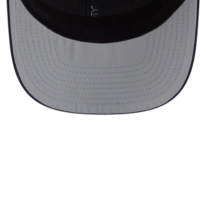 Pictured is this MLB Patch New York Yankees 9SEVENTY Stretch Snap cap in navy. 2