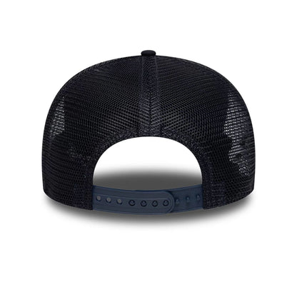 Pictured is this MLB Circles Atlanta Braves 9SEVENTY Stretch Snap cap in navy. 7