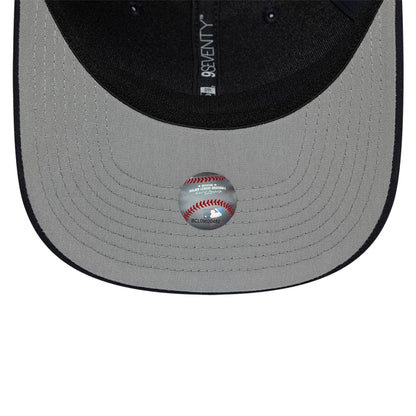 Pictured is this MLB Circles Atlanta Braves 9SEVENTY Stretch Snap cap in navy. 2