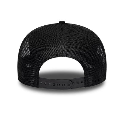 Pictured is this MLB Circles Chicago White Sox 9SEVENTY Stretch Snap cap in black. 7