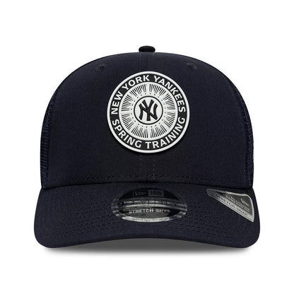 Pictured is this MLB Circles New York Yankees 9SEVENTY Stretch Snap cap in navy. 3