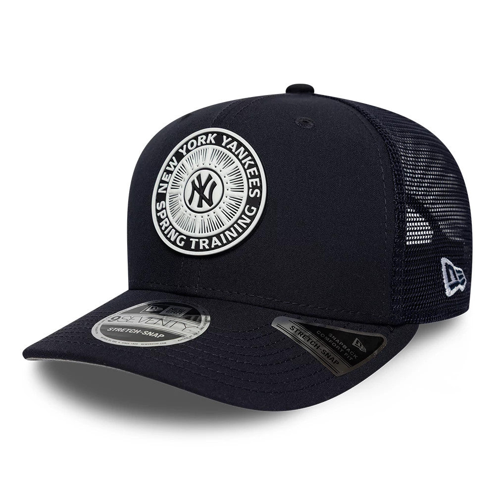 Pictured is this MLB Circles New York Yankees 9SEVENTY Stretch Snap cap in navy. 1
