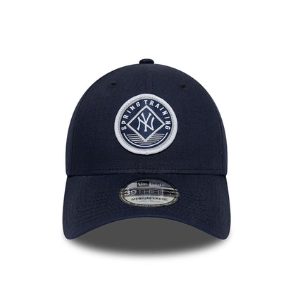 Pictured is this MLB Ripstop New York Yankees 39THIRTY Stretch Fit cap in navy. 3