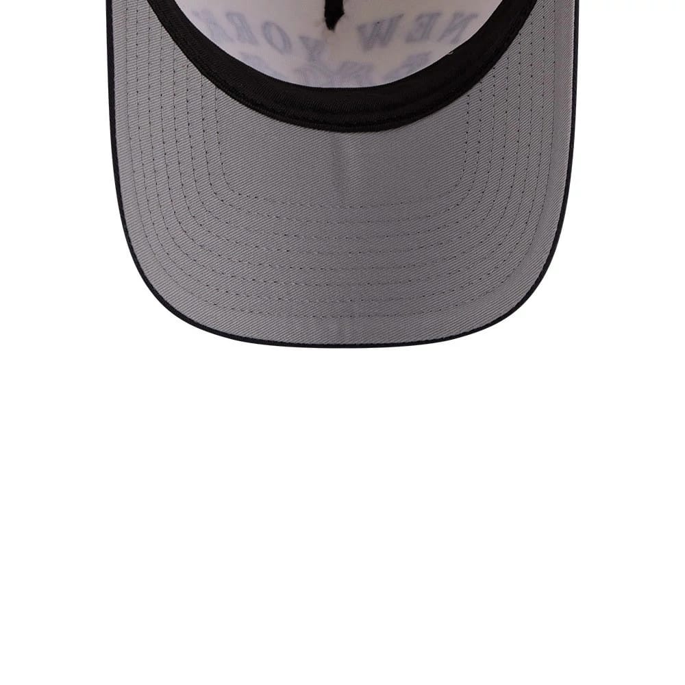 Pictured is this MLB Rope New York Yankees 9FORTY A-Frame cap in Cream. 2