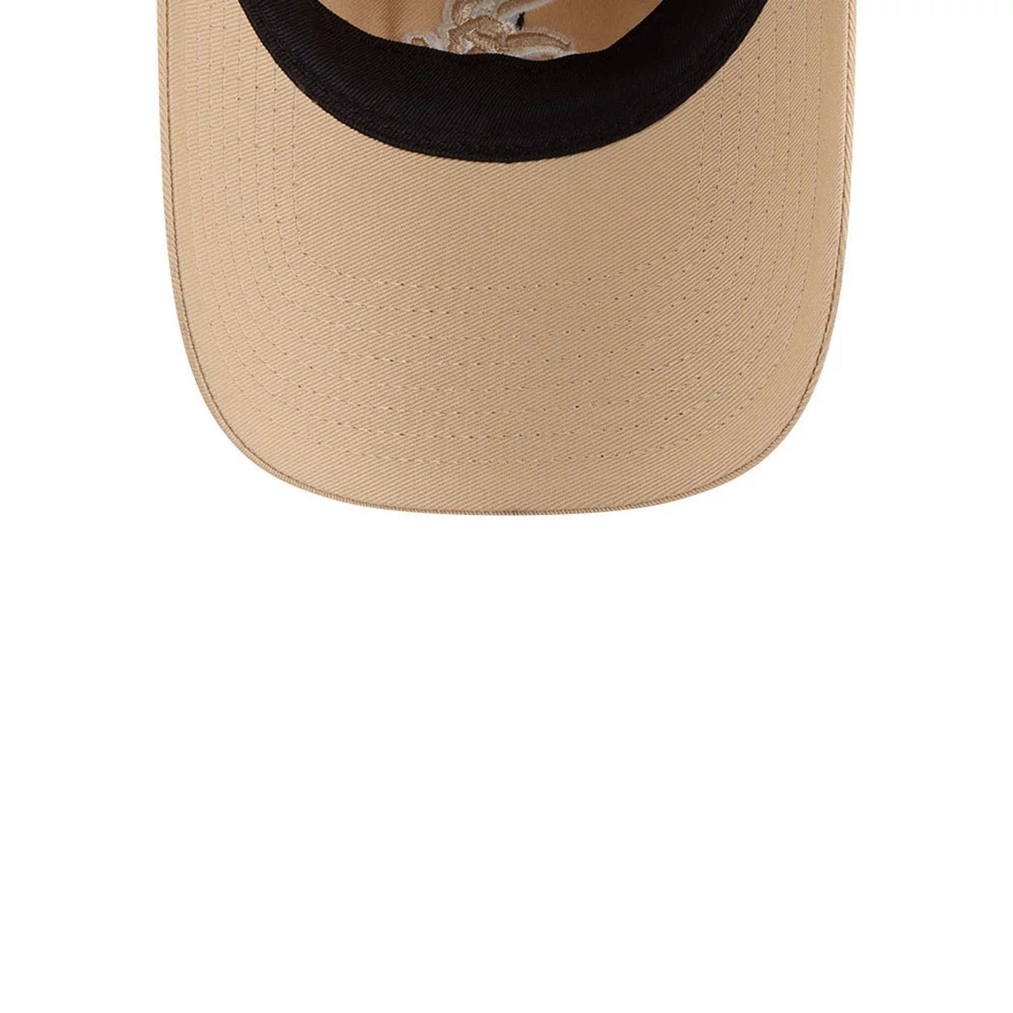 Pictured is this MLB Colours Chicago White Sox 9TWENTY cap in light beige. 7