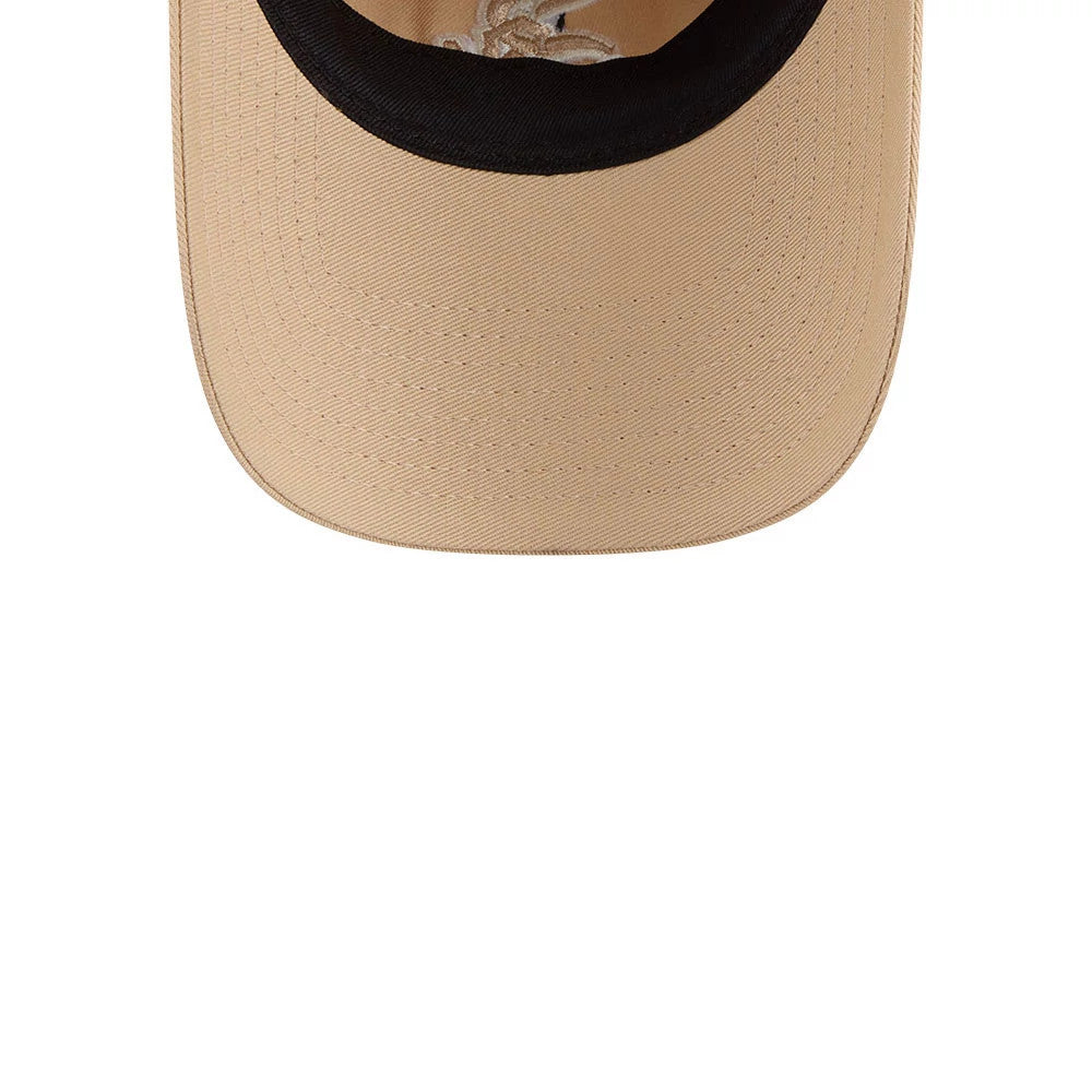 Pictured is this MLB Colours Chicago White Sox 9TWENTY cap in light beige. 7