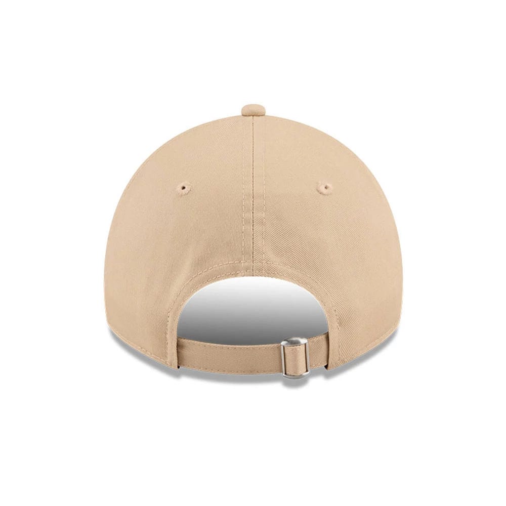 Pictured is this MLB Colours New York Yankees 9TWENTY cap in light beige. 6