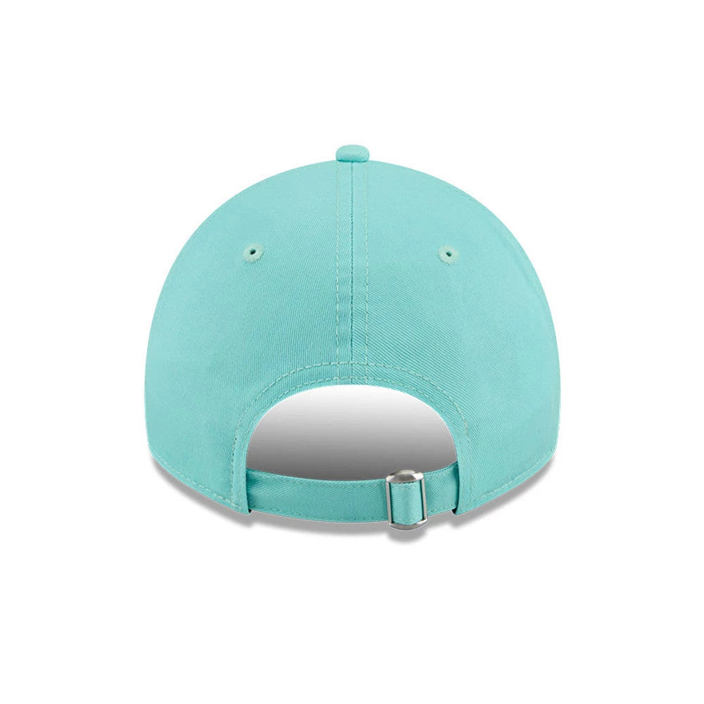 Pictured is this MLB Colours New York Yankees 9TWENTY cap in turquoise. 6