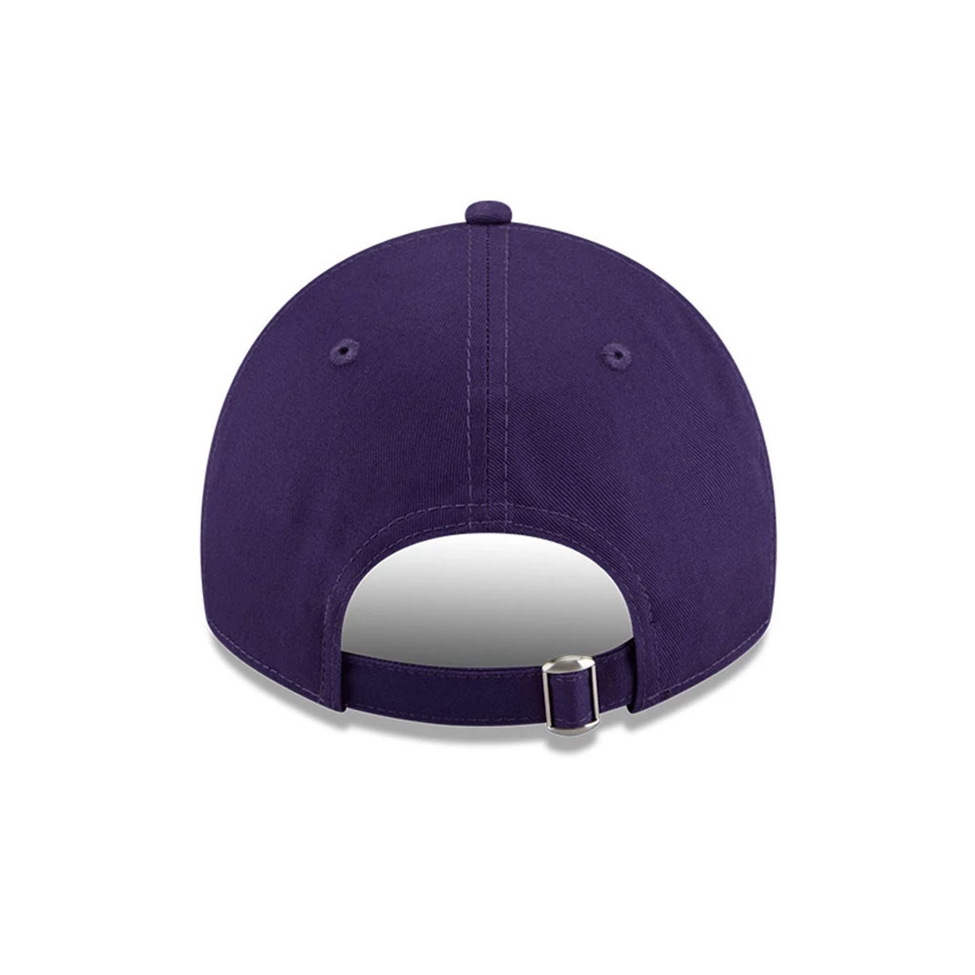 Pictured is this MLB Colours New York Yankees 9TWENTY cap in purple. 6