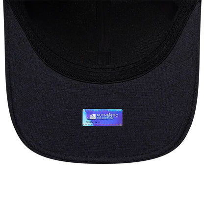 Pictured is this MLB Clubhouse Detroit Tigers 39THIRTY Infinity Stretch Fit cap in navy. 7