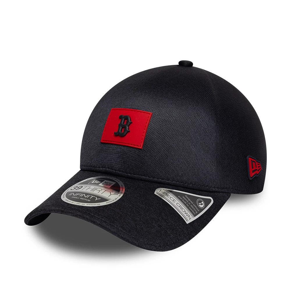 Pictured is this MLB Clubhouse Boston Red Sox 39THIRTY Infinity Stretch Fit cap in navy. 3